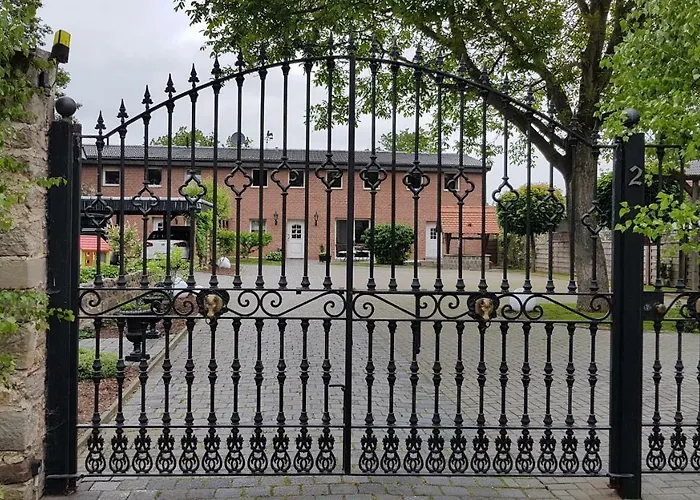 Zimmervermietung Bredygbr Pensionat